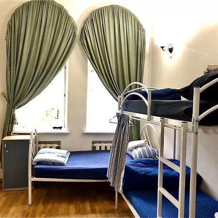 Pandeson Hostel Днепър Екстериор снимка