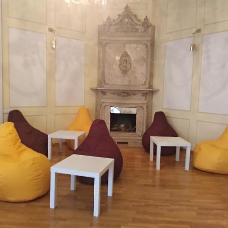 Pandeson Hostel Днепър Екстериор снимка