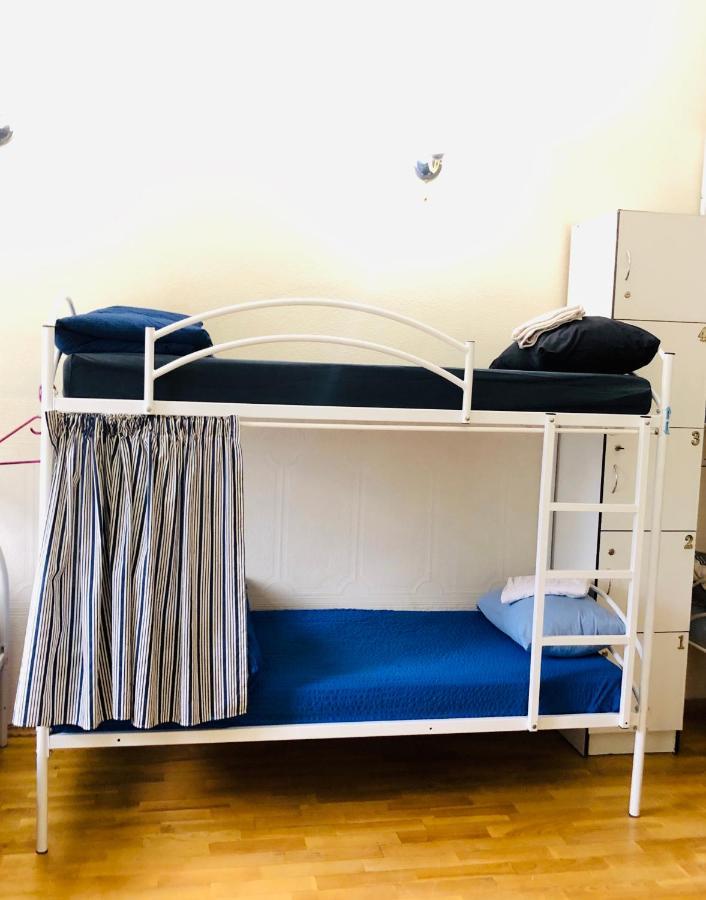 Pandeson Hostel Днепър Екстериор снимка