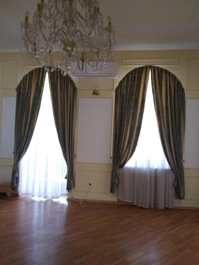 Pandeson Hostel Днепър Екстериор снимка