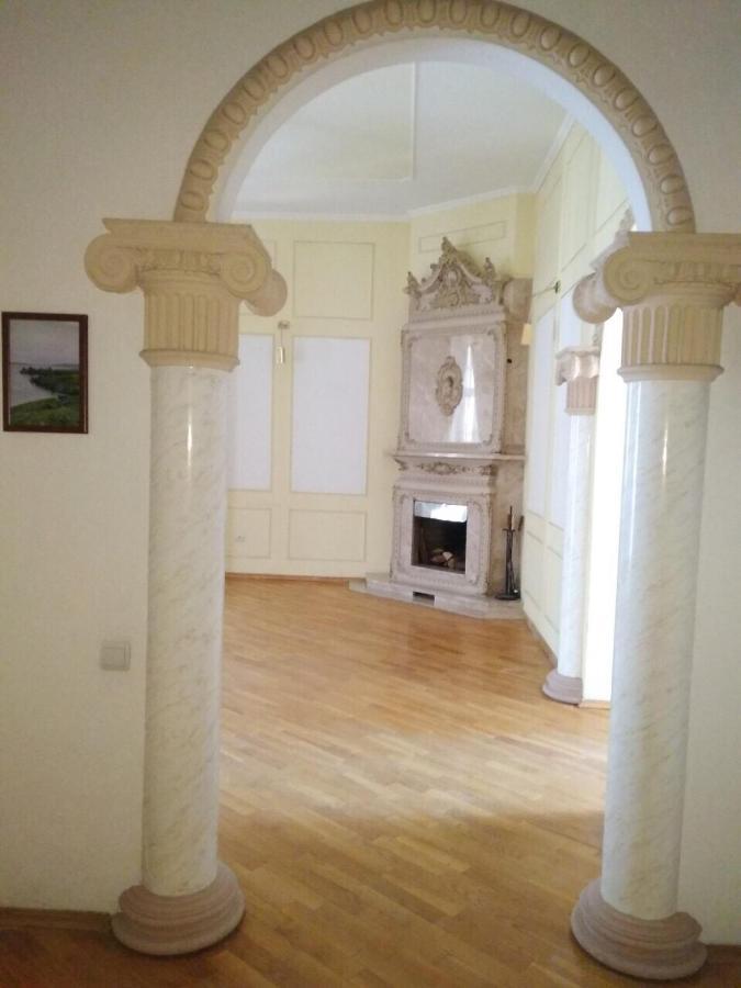 Pandeson Hostel Днепър Екстериор снимка