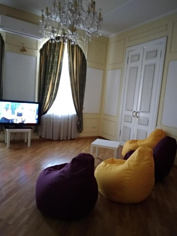Pandeson Hostel Днепър Екстериор снимка