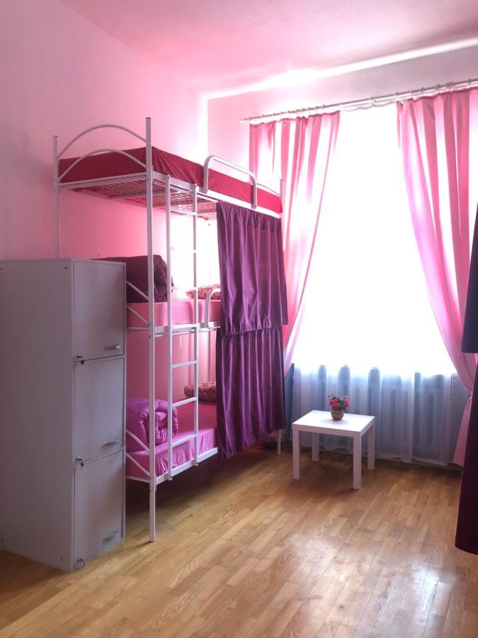 Pandeson Hostel Днепър Екстериор снимка