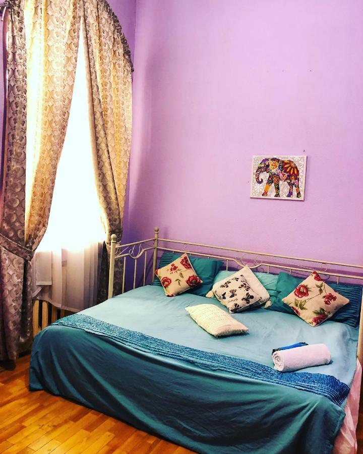 Pandeson Hostel Днепър Екстериор снимка